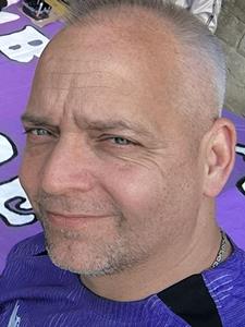 Gery 49 éves férfi, Budapest