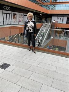 Gina 70 éves nő, Budapest