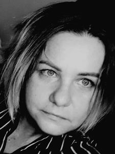 Hajnalka 44 éves nő, Somogy megye