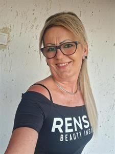 Hajni 45 éves nő, Szabolcs-Szatmár-Bereg megye