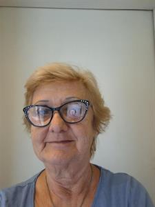 Ibolya 67 éves nő, Komárom-Esztergom megye