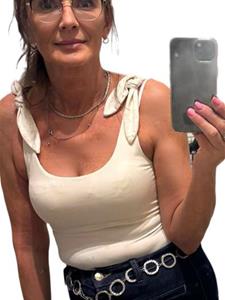 Ildikó 59 éves nő, Győr-Moson-Sopron megye
