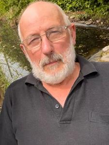 Imre 65 éves férfi, Pest megye