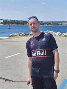 Isti 36 éves férfi, Pest megye