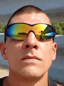 Joe 36 éves férfi, Pest megye