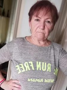 Johanna 79 éves nő, Budapest