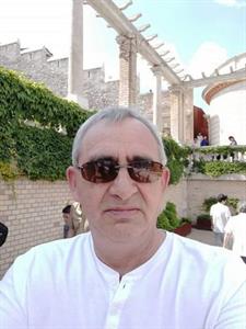 Jozef 64 éves férfi, Budapest