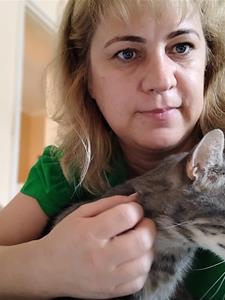 Julcsi 45 éves nő, Győr-Moson-Sopron megye