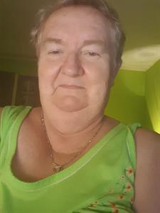 Julika 65 éves nő, Veszprém megye