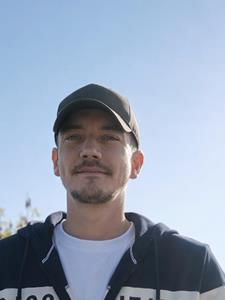 Karesz 44 éves férfi, Győr-Moson-Sopron megye