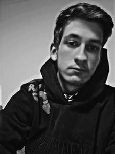 Kevin 19 éves férfi, Vas megye
