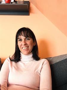 Kinga 42 éves nő, Veszprém megye