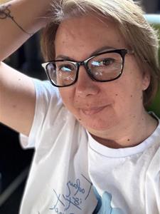 Kitti 50 éves nő, Győr-Moson-Sopron megye