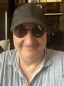 Koan 56 éves férfi, Komárom-Esztergom megye