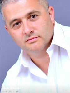 Krisz  45 éves férfi, Pest megye