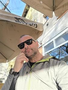 Kriszzzz 46 éves férfi, Jász-Nagykun-Szolnok megye