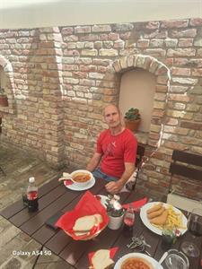 Laca  42 éves férfi, Tolna megye