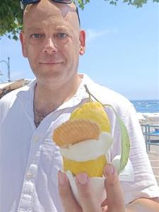 Laca 50 éves férfi, Heves megye