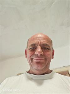 Laci 50 éves férfi, Budapest