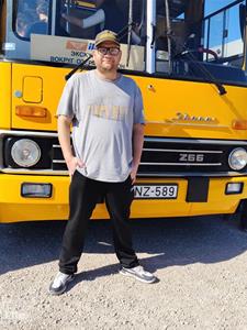 Lajka521 43 éves férfi, Jász-Nagykun-Szolnok megye