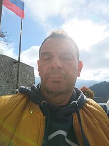 László 52 52 éves férfi, Heves megye