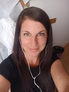 Leila 44 éves nő, Veszprém megye