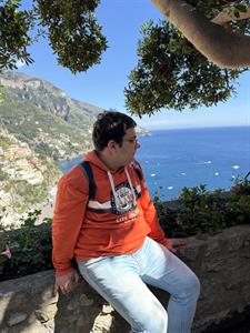 Levi 24 éves férfi, Pest megye