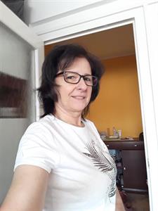 Lona 61 éves nő, Veszprém megye