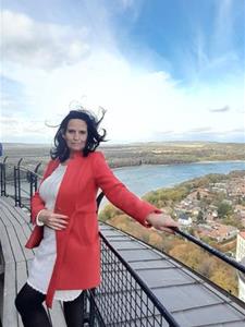 Magdi 46 éves nő, Budapest