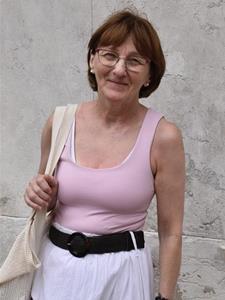Marcsi 62 éves nő, Budapest