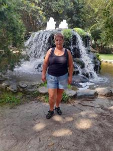 Mari 66 éves nő, Békés megye