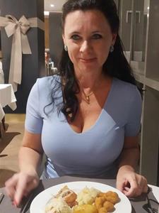 MARIANN 52 éves nő, Heves megye