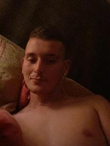 Marko 26 éves férfi, Győr-Moson-Sopron megye