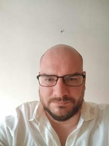 Miklós 35 éves férfi, Budapest