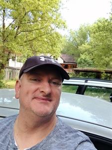 Misutestőr 52 éves férfi, Szabolcs-Szatmár-Bereg megye