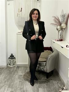 Mónika 53 éves nő, Komárom-Esztergom megye