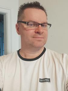 Oliv 45 éves férfi, Budapest