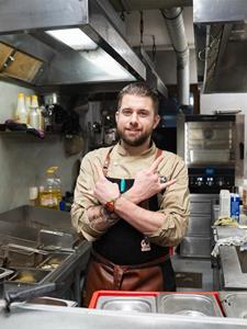 Oliveer 25 éves férfi, Budapest