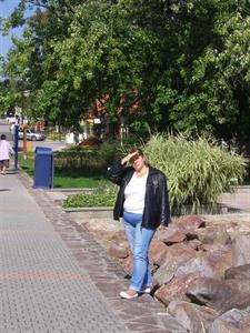 ophra 56 éves nő, Budapest