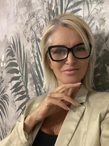 Ottília 57 éves nő, Budapest