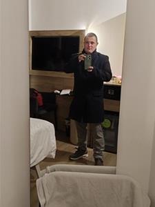 Penko 25 éves férfi, Budapest