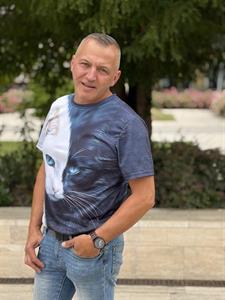 Péter 49 éves férfi, Pest megye