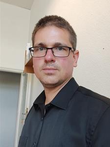 Pettya 39 éves férfi, Veszprém megye
