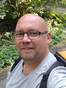 Petya 43 éves férfi, Veszprém megye