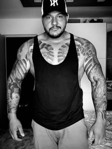 pyrg_35 35 éves férfi, Komárom-Esztergom megye