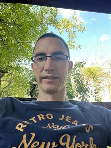Ricsi 32 éves férfi, Heves megye