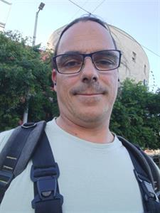 Riki  44 éves férfi, Budapest