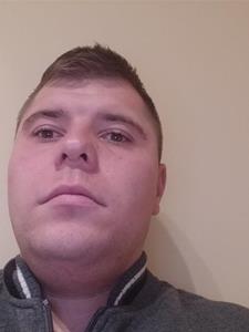 Robi 32 éves férfi, Csongrád megye