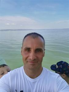 Robi 46 éves férfi, Békés megye