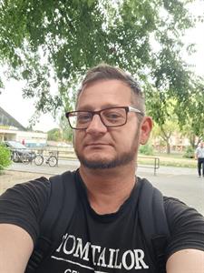 Robi 37 éves férfi, Heves megye